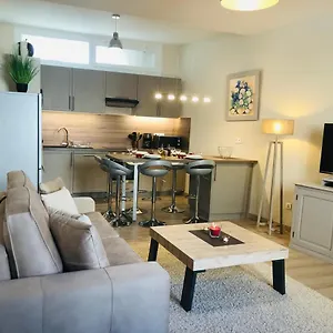Les Volets Rouges Appartement